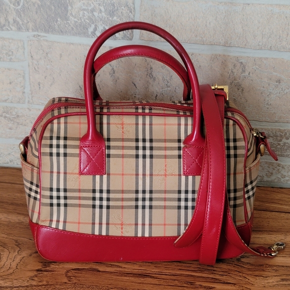 Burberry Red Nova Check 2 way bag - Picture 2 of 14